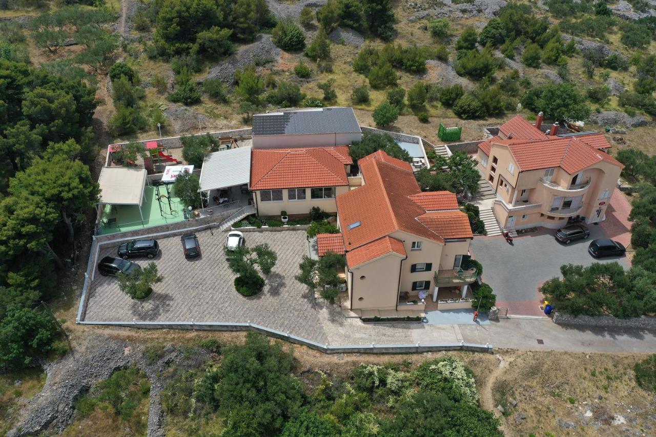 Hotel Murter Kültér fotó