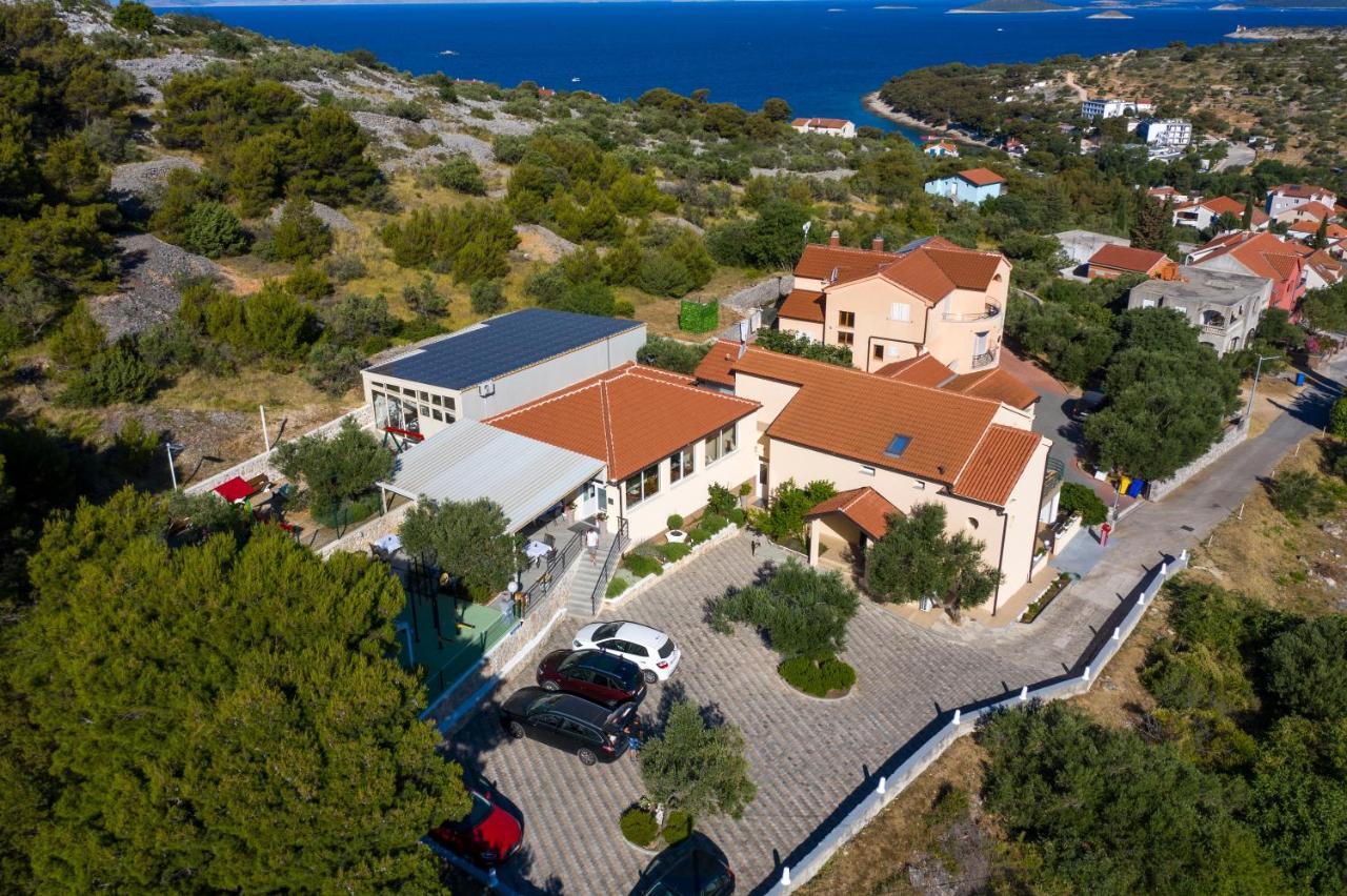 Hotel Murter Kültér fotó