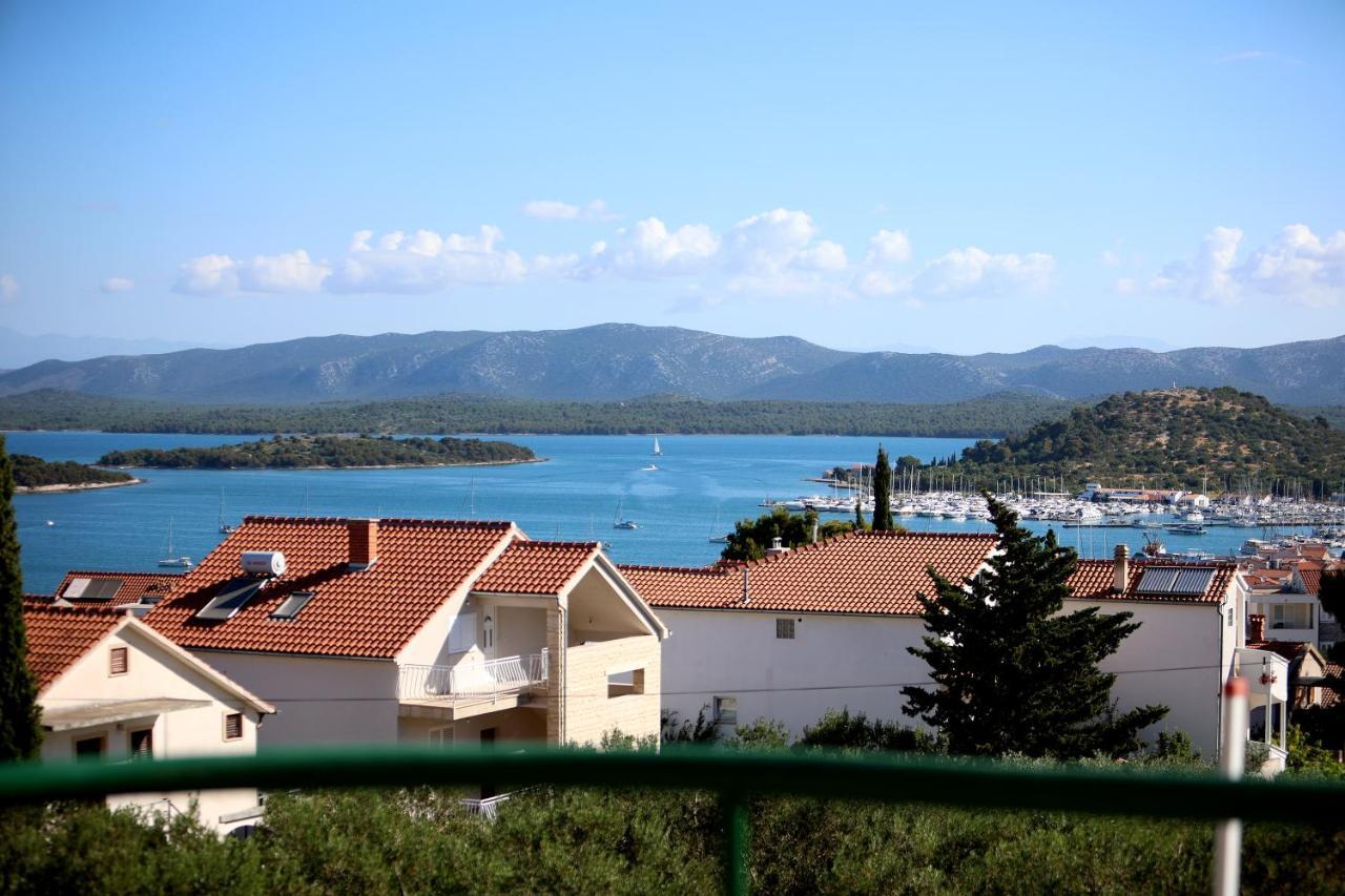 Hotel Murter Kültér fotó
